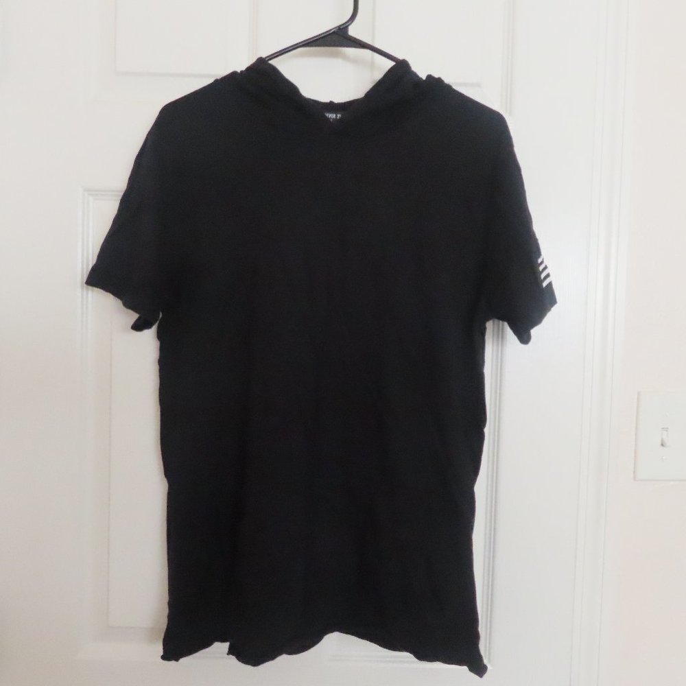 Forever 21 Men Hooded Tee